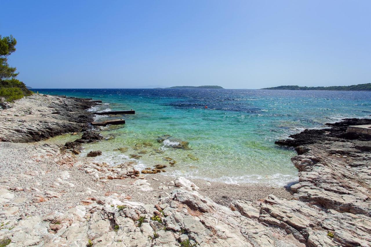 Apartments By The Sea Cove Nova, Korcula - 11353 Vela Luka Ngoại thất bức ảnh